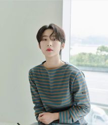 -东方美妍小鹏造型
