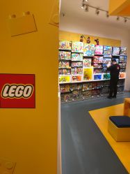 -乐高授权专卖店(浦东嘉里城店)