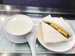 -义顺牛奶公司(庇利金街店)