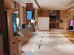 -上海浦东假日酒店