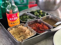 -四川小胡子海鲜(丁村万人海鲜广场店)