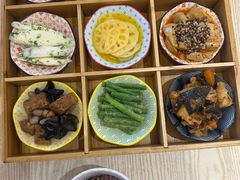 -轻蔬不用等·素食(江苏路店)