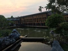 -花溪雨·森林餐厅(石基店)