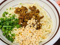 素椒杂酱面-吴记喜利来老面馆(新光华街店)
