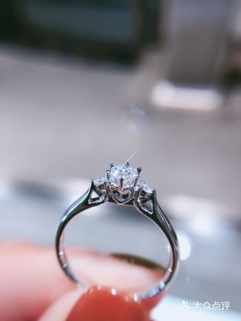 我来了 等久了吧 现在开始解答