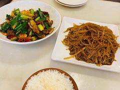 -嘉丰湘菜馆(芳群园店)