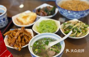 Braised Pork Ribs in Clay Pot