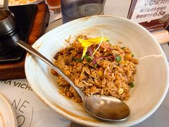 松露风味牛肉粒炒饭-一沙一城·岩烤牛扒(深圳首店)