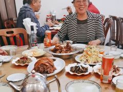 -聚首堂·特色小吃·肘子(什刹海德胜门店)