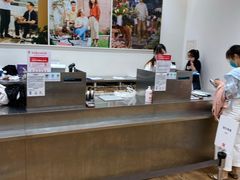 -优衣库(郑州丹尼斯大卫城店)