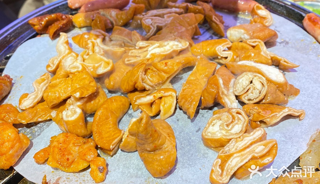 亲们！这家自助烤肉店太赞了！原始人自助烤肉