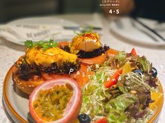 烟熏三文鱼班尼迪蛋-BE BRIGHT KITCHEN(正佳广场店)