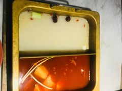 -尚尚仙·酸汤猪手·猪肚鸡火锅(华联万柳购物中心店)