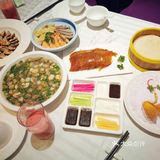 鸭皮烤得很脆，不觉得油腻