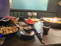 -湊湊火锅·茶憩(杭州湖滨银泰in77店)
