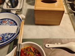 -尚尚仙·酸汤猪手·猪肚鸡火锅(华联万柳购物中心店)