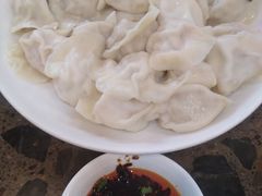 -周家大连水饺(美专校街店)