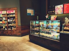 面包甜点陈列柜-星巴克(杭州市民中心店)