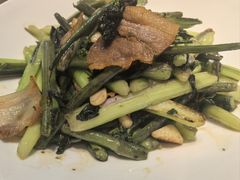 -黄泥岗·地道湖北菜(奥特莱斯店)