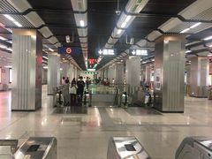 -范湖(地铁站)