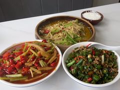 -独一佳老胡湘菜馆(矿山路店)