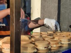 -薛新颖红豆饼(中式甜点山师店)