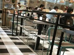 大堂-新一番三文鱼寿司(红城湖店)