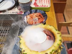 菠萝澤豚六两-极焰·烧肉刺身放题(天河领展广场店)