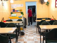 大堂-吴佳拌米粉(川大店)