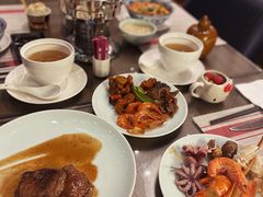 -飨食汇全日制餐厅·昆山皇冠假日酒店(九方店)
