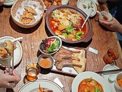 -纳鲁孜·新疆特色餐厅(上海悦荟广场店)