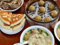 -汪一挑馄饨(老街店)