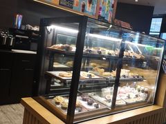 面包甜点陈列柜-星巴克(北京阜安路店)