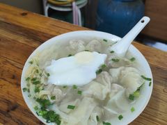 -胖子馄饨坊(天目大厦东南)