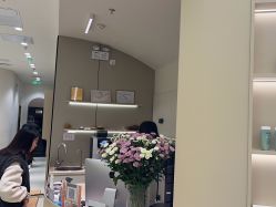 -Mentor Hair Salon