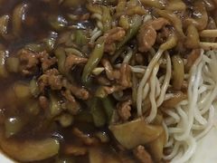 -闫家炸鸡架(五爱总店)
