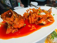 经典松子鲈鱼-钱塘秋荷·新江浙菜(沪太路店)