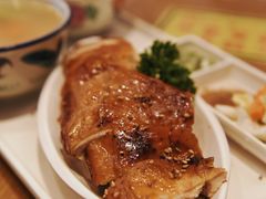 -彩虹站·香港烧腊茶餐厅