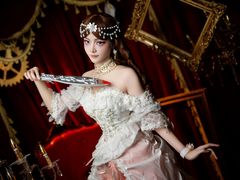 -米游妙妙屋cosplay换装自拍摄影体验馆