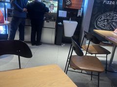 -必胜客(磁器口店)