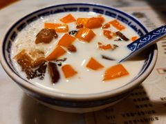 桃胶雪燕炖木瓜-双喜老铺(人民广场店)