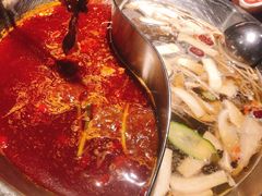 菌香鸳鸯锅-晓宇重庆火锅(赛格国际购物中心店)