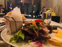 -WOLFGANG PUCK KITCHEN & BAR(迪士尼小镇店)