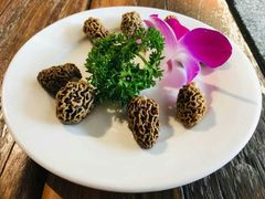 -大匠工房古船木艺术餐厅·猪肚鸡专门店(长白仙岛店)