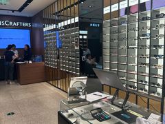 -LensCrafters亮视点(东方新天地店)