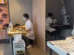 -瑞司视光眼镜·蔡司战略合作眼镜店(新街口店)