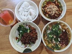 -余庆小吃(小吃一条街店)