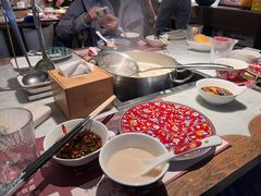 -尚尚仙·酸汤猪手·猪肚鸡火锅(华联万柳购物中心店)