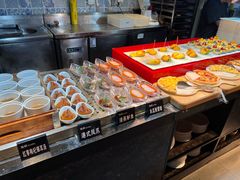 -领鲜活海鲜榴莲自助火锅(东门店)