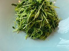 鸡油豆苗-羲和雅苑•北京烤鸭(平安国际金融中心店)